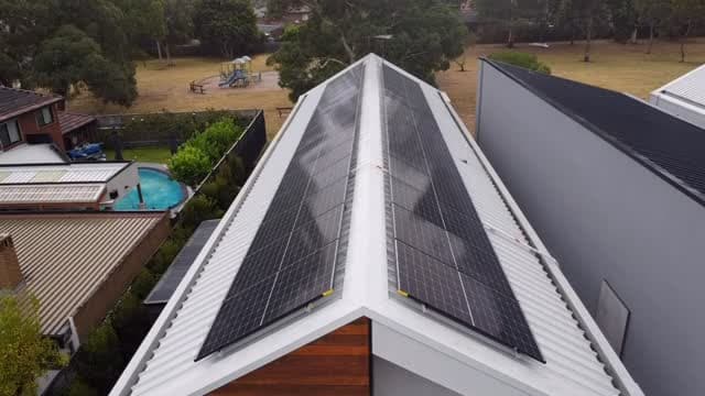 30 Panels, 4 strings and a total of 14.1kw of power.
